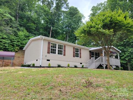 68 Red Red Lane sold home in Scotts Creek, Sylva, NC