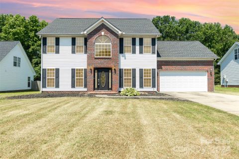 1425 Williamsburg Lane