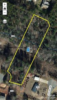 1990 Country Way sold home in Country Place, Hickory, NC