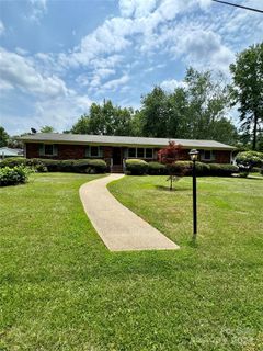 124 Sabra Drive