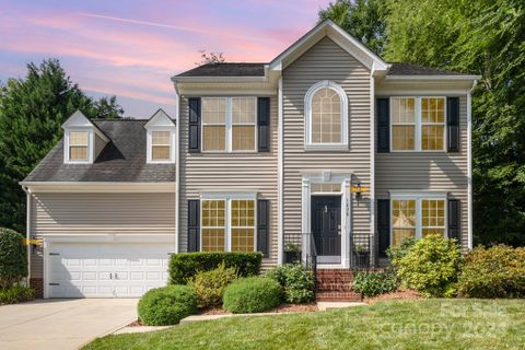 1236 Periwinkle Drive