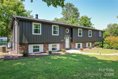 2 Lexington Lane sold home in Whispering Hills, Hendersonville, NC