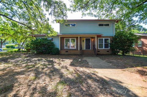 1138 White Plains Road