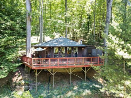 1004 Old Country Road