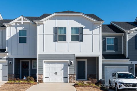 3820 Shider Lane sold home in Georgetown Crossing, Kannapolis, NC