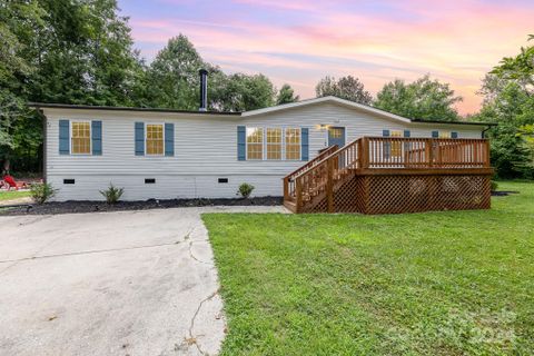 112 Bayberry Court sold home in Forest Acres, Statesville, NC