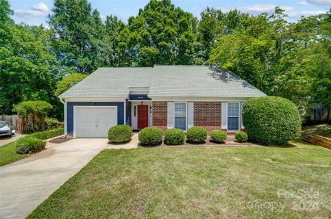 13702 Dealtry Lane