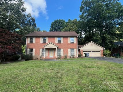 1035 Court Drive
