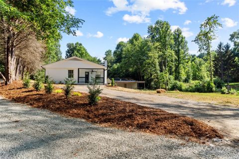 Previously sold for $285,000