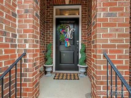 Previously sold for $465,000