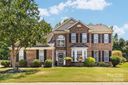 806 Springwood Drive sold home in Waxhaw, SC