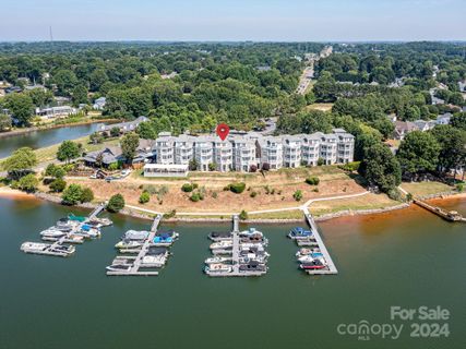 637 Williamson Road 303 sold home in Harbor Point Village, Mooresville, NC