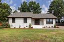 2519 Matthews Mint Hill Road sold home in Matthews, SC