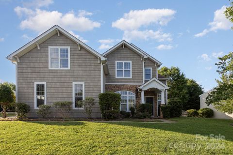 4602 Sandtyn Drive sold home in New Towne Village, Waxhaw, NC