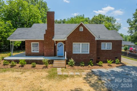 311 Plum Street sold home in West Stanley Park, Stanley, NC