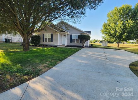 5101 Wheat Drive sold home in Cochran Farms, Concord, NC