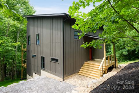 454 Hideaway Drive sold home in Silent Forest, Canton, NC