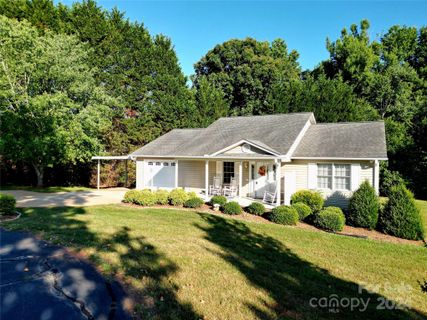 132 Willow Court sold home in Eastwood Village, Bostic, NC