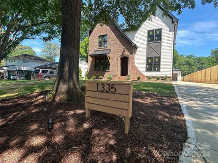 1335 Cortland Road