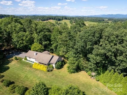60 Sherry Lane sold home in Newfound Estates, Leicester, NC