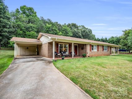 177 Eastwood Village Drive sold home in Eastwood Village, Bostic, NC