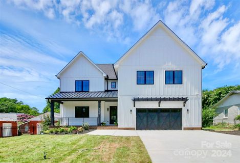 3326 Mayfield Avenue