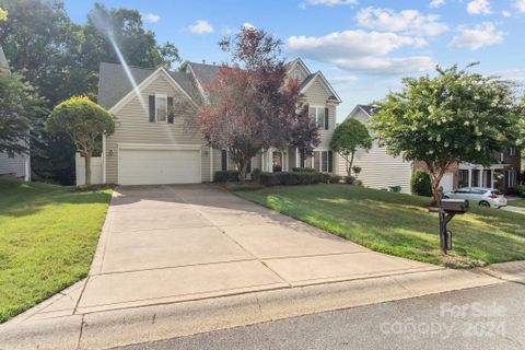 2332 Coneflower Drive sold home in Back Creek Forest, Charlotte, NC