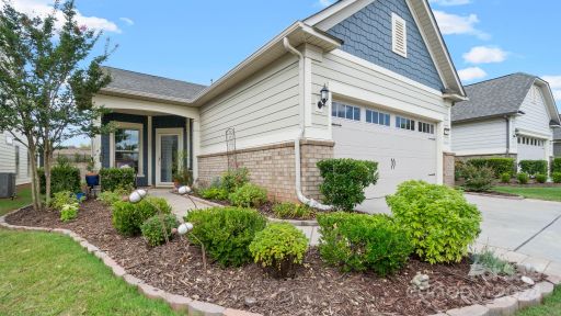 653 Honey Dew Lane