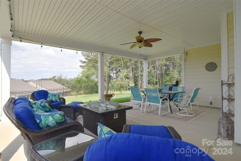 12623 Old Iron Lane