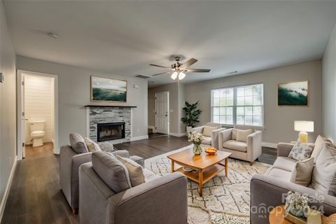 1417 Swaying Branch Lane