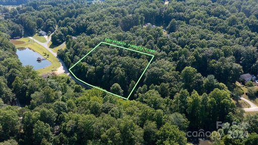 99999 Goose Creek Off Road active home in Oakwood Forest, Marion, NC