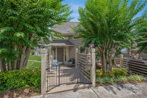 13919 Queens Harbor Road