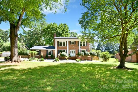 Previously sold for $437,750