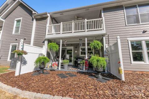 1721 Robinwood Road sold home in Hudson Oaks, Gastonia, NC