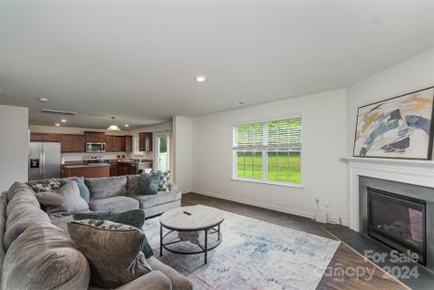 1700 Gaston Mountain Drive