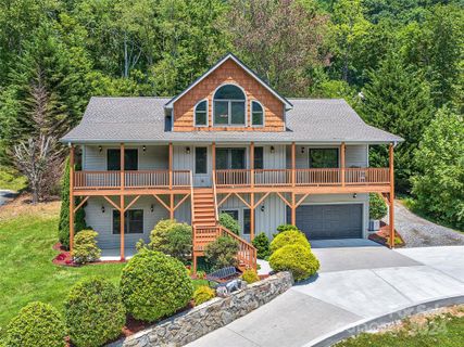 17 Constitution Avenue sold home in Trinity Cove, Waynesville, NC