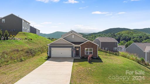 127 Amblers Knoll Road sold home in Amblers Chase, Weaverville, NC