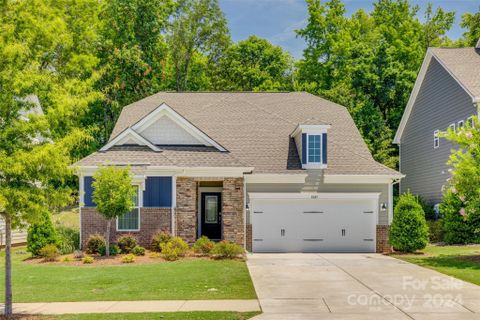 4049 Oakmere Road