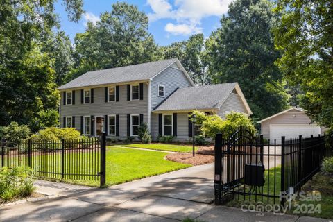 1212 Redcoat Drive