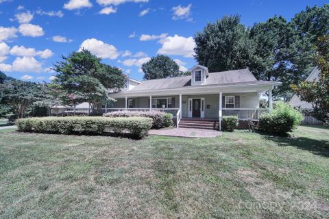 1115 S Wendover Road sold home in Wendover Hills, Charlotte, NC