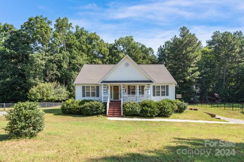 281 Carriage Lane sold home in Swicegood Farms, Linwood, NC