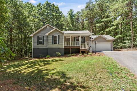 7968 Oakmont Place sold home in Oakmont, Hickory, NC