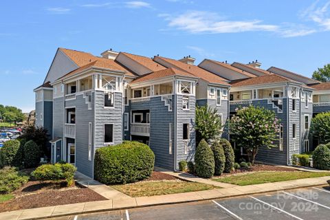 18773 Vineyard Point Lane sold home in Shelter Cove, Cornelius, NC