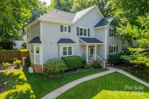 8107 Bush Mill Lane sold home in High Timbers, Charlotte, NC