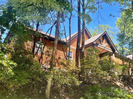 145 Udoque Court