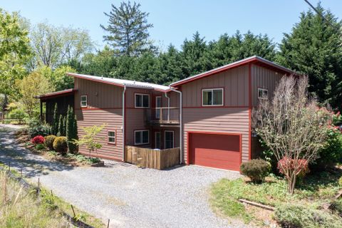37 Howard Street