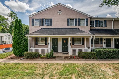 1230 Green Oaks Lane sold home in Williamsburg On Commonwealth, Charlotte, NC