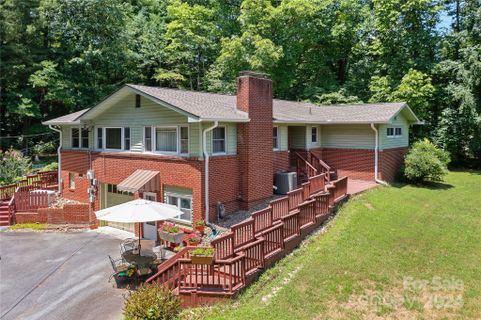 249 Ewart Drive sold home in Hebron Terrace, Hendersonville, NC