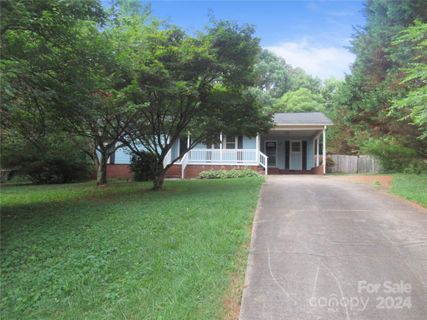 642 Park Circle sold home in Lincoln Park, Lincolnton, NC