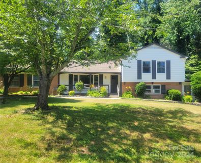 602 Pineland Road